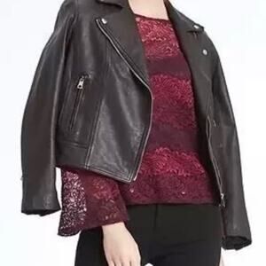 Banana Republic Layered Ombre Lace Bell Sleeve Blouse Large Wine Pink Colors